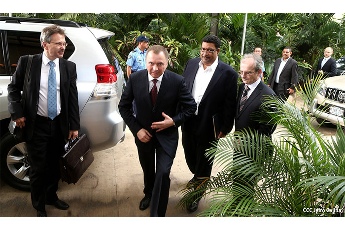 Presidente Daniel se reúne con Canciller de Bielorrusia