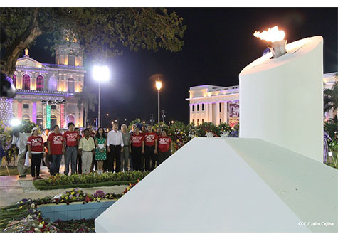 Daniel y Rosario celebran junto al pueblo el Día Internacional de los Trabajadores