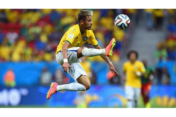 Brasil derrota a Camerún 4-1