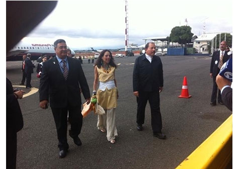 Daniel y Rosario arriban a Costa Rica para asistir a Cumbre del SICA con Obama