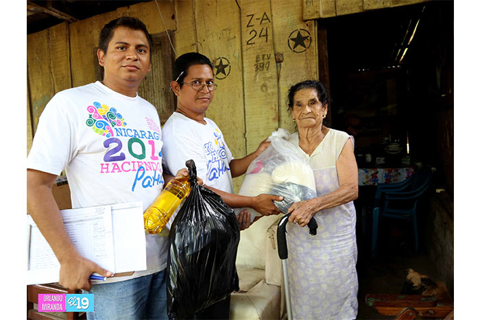 Gobierno Sandinista garantiza paquetes de ropa y alimentos a familias de escasos recursos  