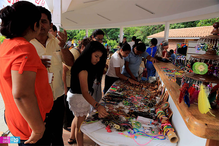 Matagalpa se luce en los tiangues de la Avenida de Bolívar a Chávez