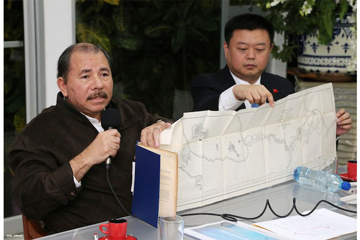 Daniel y Rosario se reúnen con presidente de HKND, señor Wang Jing