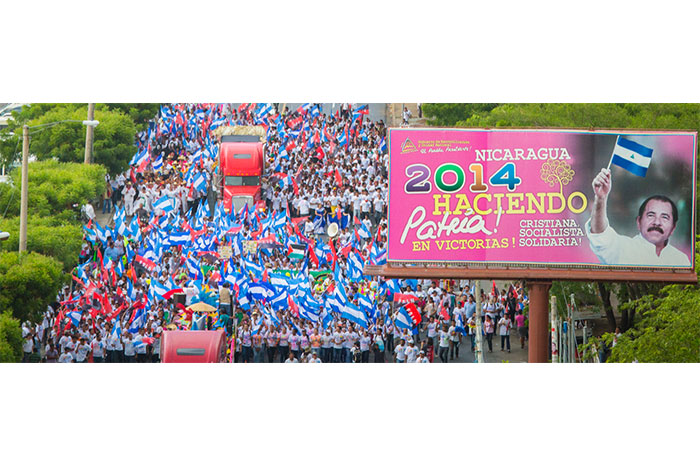 Juventud camina en Amor, Paz y Vida hacia Nuevos Tiempos