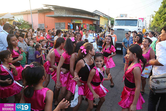 Inmensa caravana del amor y la alegría recorre Chinandega