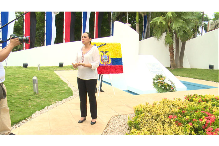 Delegación ecuatoriana coloca ofrendas florales en mausoleo de los fundadores del Frente Sandinista