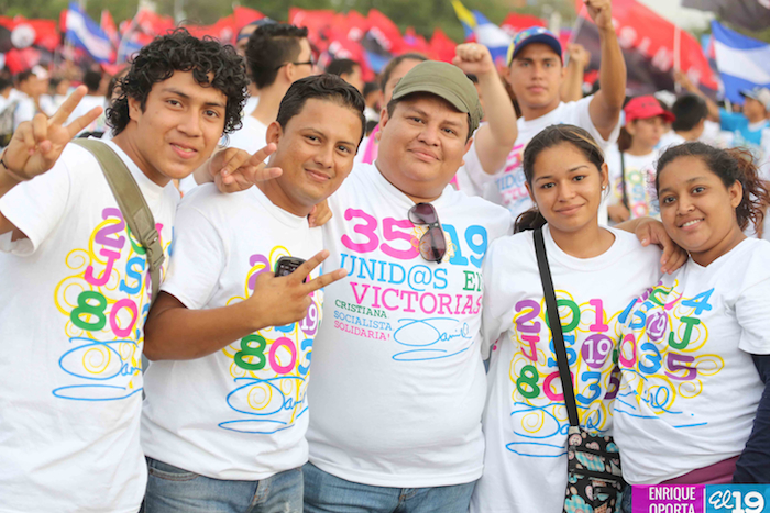Daniel y Rosario presiden acto del 35/19 en Plaza de La Fé (FOTOS y VIDEOS)