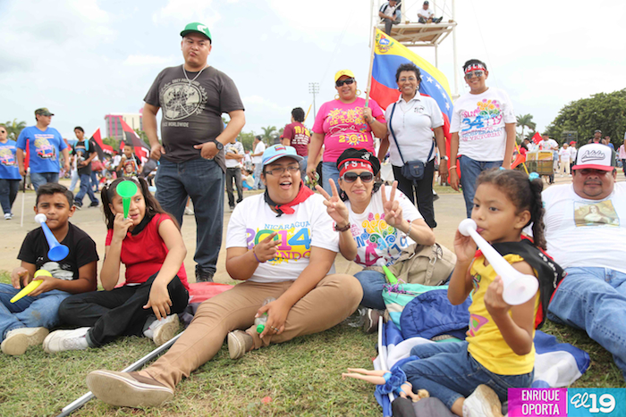 Daniel y Rosario presiden acto del 35/19 en Plaza de La Fé (FOTOS y VIDEOS)