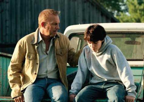'El hombre de acero': Nuevas fotos de la(s) familia(s) de Superman