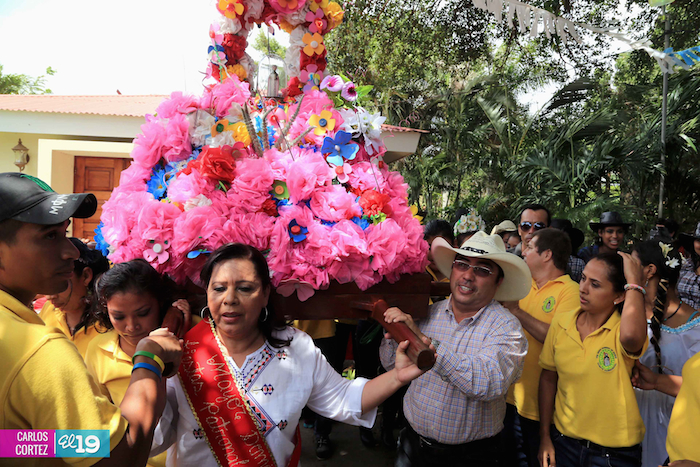 Alcaldesa es nombrada mayordoma de las festividades de Santo Domingo de Guzmán