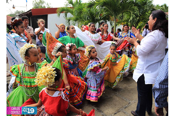 Alcaldesa es nombrada mayordoma de las festividades de Santo Domingo de Guzmán