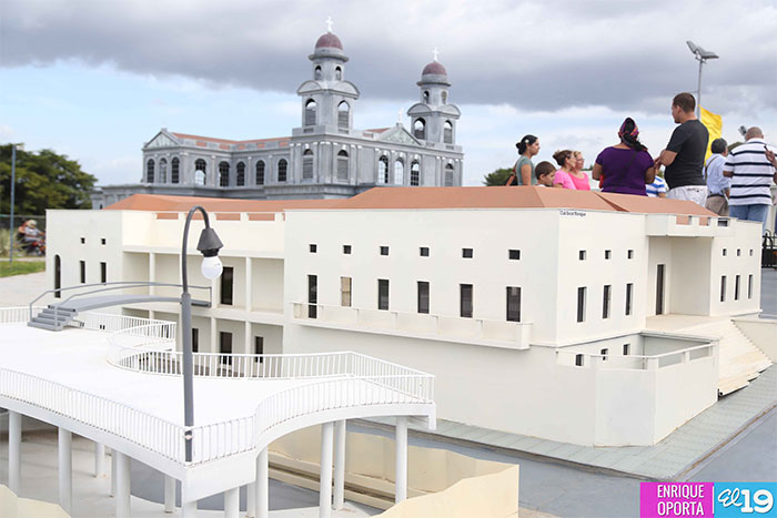 Familias capitalinas disfrutan el fin de semana en el Paseo Xolotlán