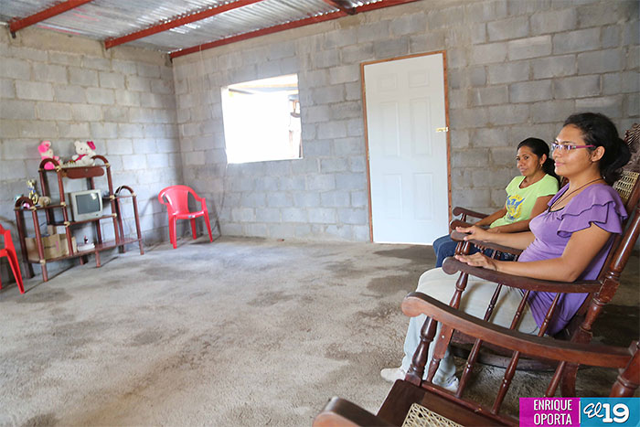 Familias nagaroteñas inician una nueva etapa en sus vidas con sus viviendas reconstruidas