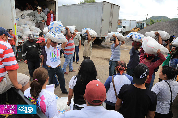 Gobierno efectúa entrega de paquetes alimentarios a familias de Estelí
