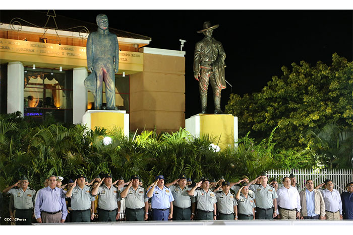 Daniel preside 34 aniversario de la Fuerza Naval del Ejército de Nicaragua