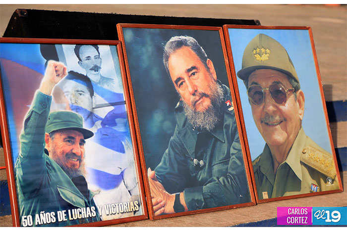 Masayas rinden homenaje a los comandantes Fidel Castro y Tomás Borge