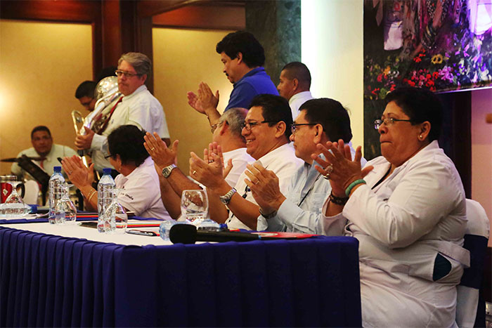 Inauguran VII Congreso de los Trabajadores de la Salud