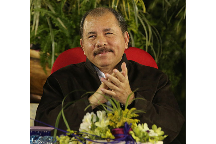 Daniel destaca fuerza espiritual y valor de AA para vencer a la enfermedad del alcoholismo