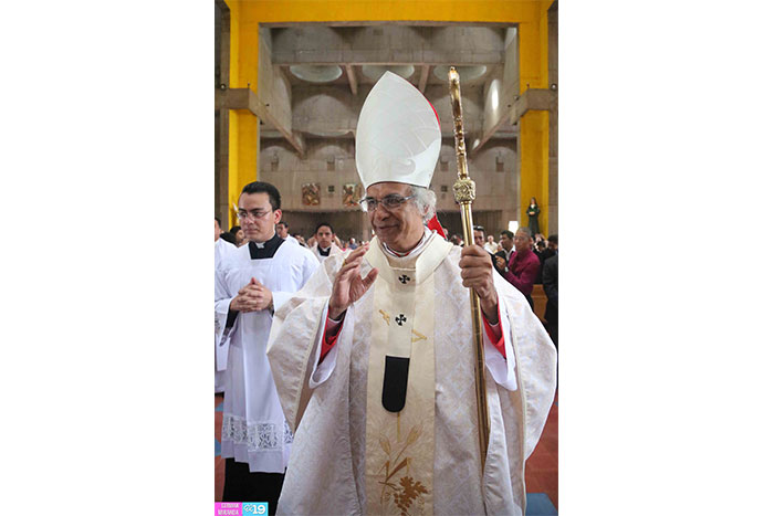 Cardenal Brenes celebra 40 años de vida sacerdotal nombrando nuevos diáconos