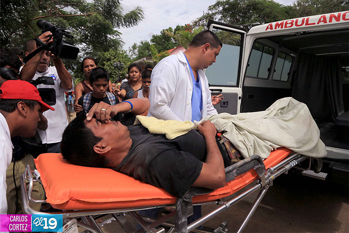 Fuerza Naval rescata con vida a seis náufragos en el lago Xolotlán