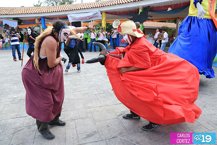 Chontales vuelve a lucirse en las ferias departamentales en la Avenida de Bolívar a Chávez