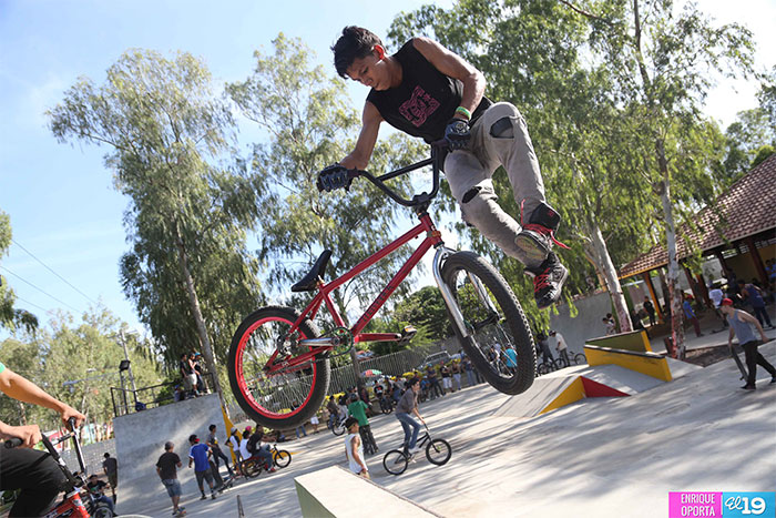 Realizan circuito cerrado de deportes extremos