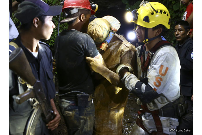 NICARAGUA AGRADECE A DIOS POR PERMITIR RESCATE DE MINEROS