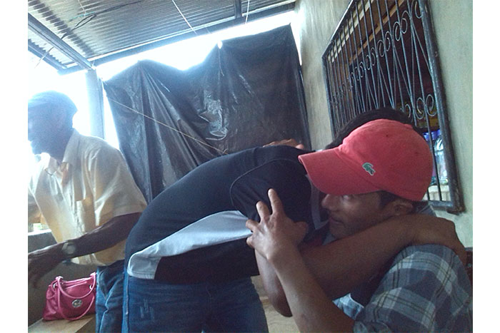 Emotivo reencuentro  de mineros artesanales con familiares y amigos