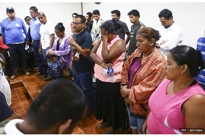 Mineros rescatistas revelan riesgos: "No pudimos hacer más!"