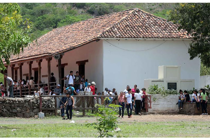Hacienda San Jacinto se viste de Azul y Blanco con visita de estudiantes