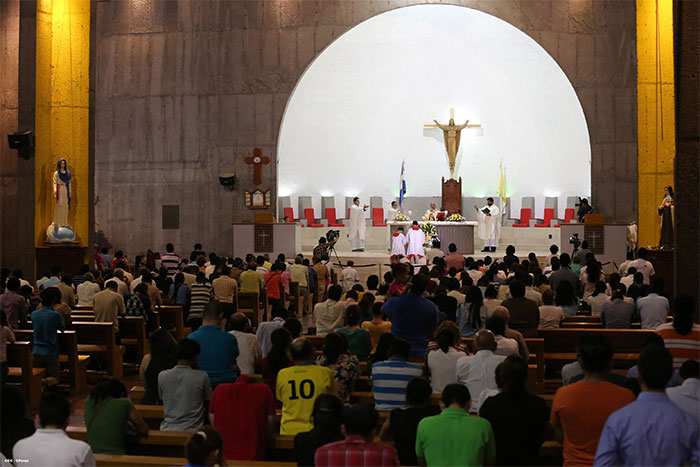 Celebran 21 aniversario de consagración de Catedral Metropolitana