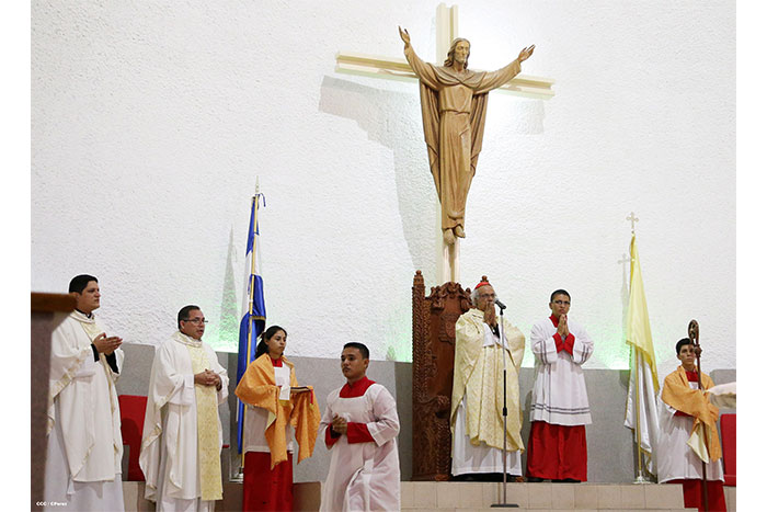 Celebran 21 aniversario de consagración de Catedral Metropolitana