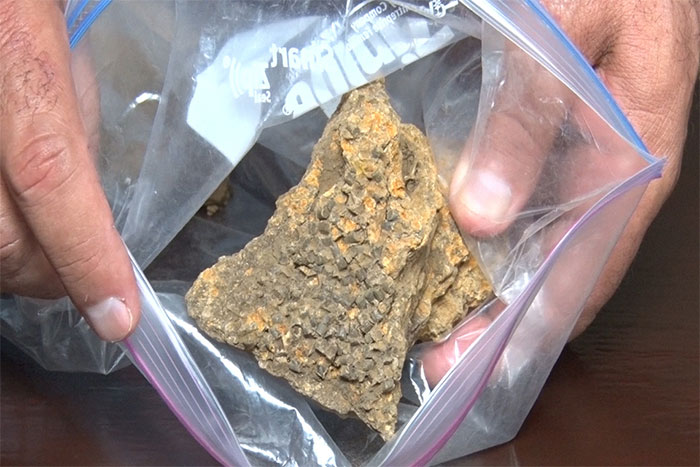 Especialistas presentan muestras tomadas en cráter