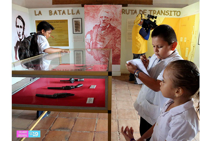 Estudiantes de Managua visitan Hacienda San Jacinto para conocer un poco más de la historia