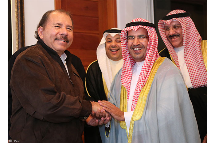Presidente Daniel sostiene encuentro con parlamentarios de Kuwait