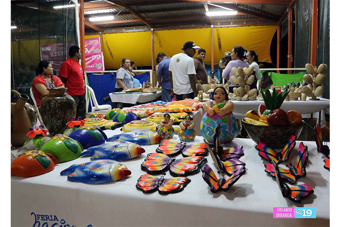 Familias disfrutan de Feria de la Economía Familiar Nicaragua Mía, Nicaragua Nuestra