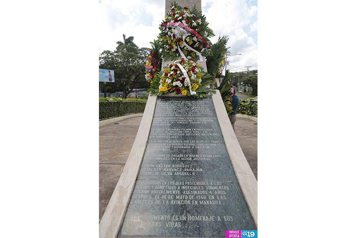 Juventud revolucionaria rinde homenaje a Rigoberto López Pérez