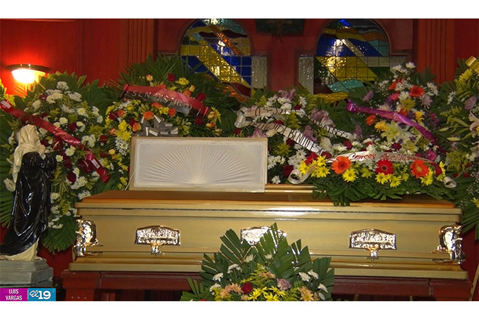 Familia Sandinista da ultimo adiós al Compañero Inocente Escobar  