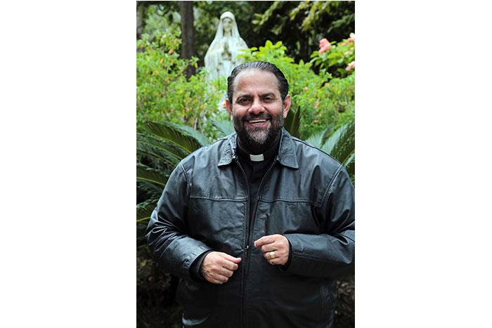 Daniel es amante de la Paz como San Francisco de Asís