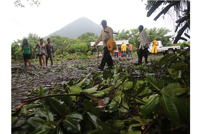 Familias albergadas en Moyogalpa y Altagracia reciben atención del Gobierno