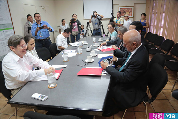 Director Fondos OPEP recorre proyectos de electrificación