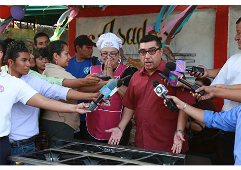Premian a ganadores de La Fritanga más limpia del distrito VII de Managua