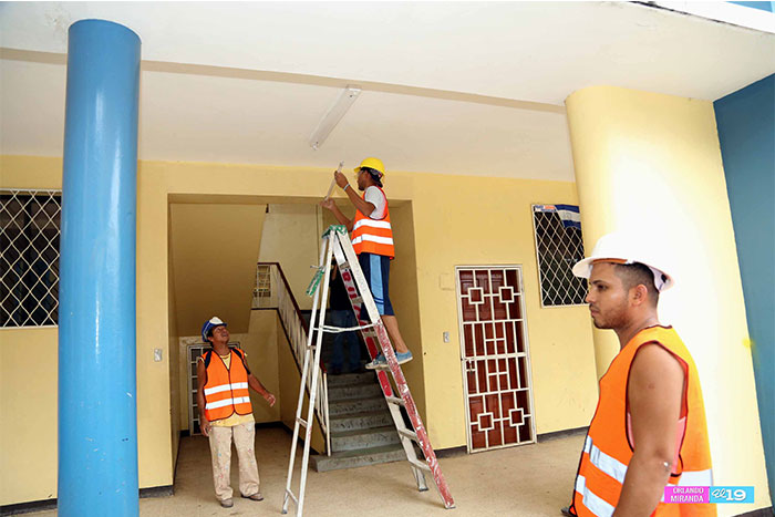 Gobierno Sandinista inicia fase reconstructiva en centros de estudios afectados por terremoto
