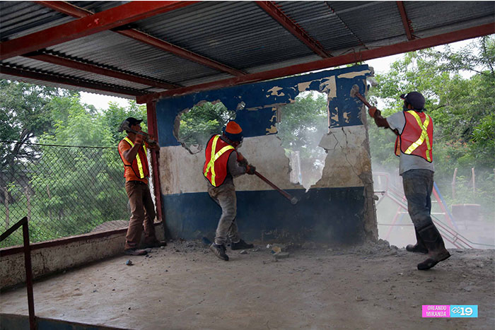 Gobierno Sandinista inicia fase reconstructiva en centros de estudios afectados por terremoto