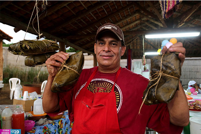 Chontales y Matagalpa se lucen en Feria de Comidas Típicas