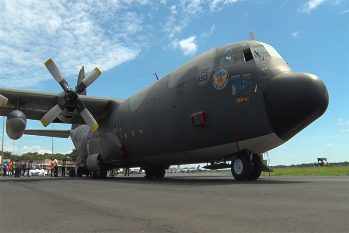 Arriba a Nicaragua avión Ecuatoriano con ayuda humanitaria