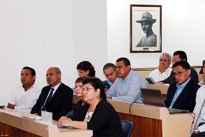 Promover la Ciencia y Tecnología para el desarrollo del país