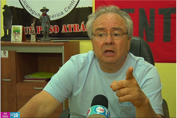Trabajadores y comerciantes aplauden anuncio del Gobierno sobre aguinaldo adelantado