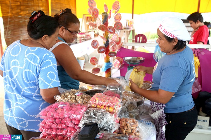 Feria de los productos de la Purísima muy concurrida