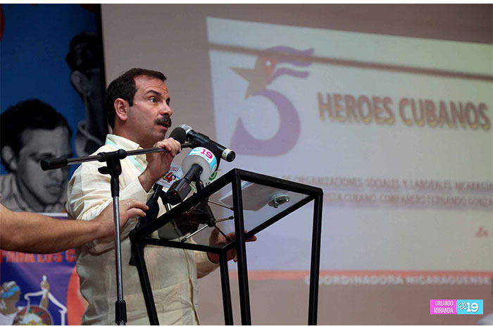 Fernando González sostiene caluroso encuentro con diversos sectores sociales de Nicaragua